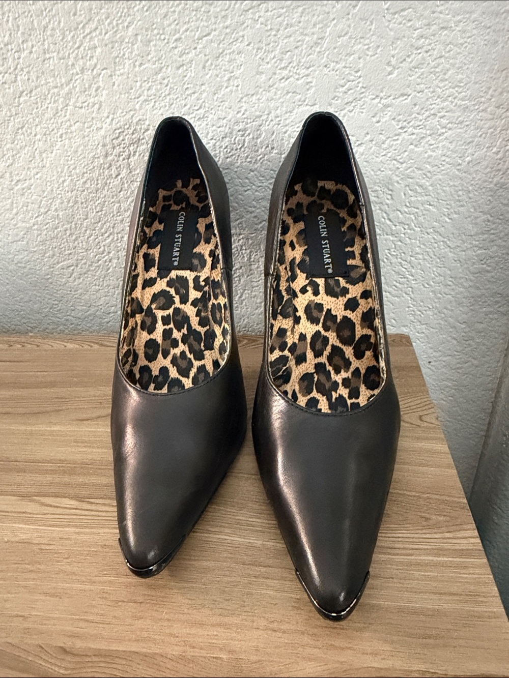 Colin Stuart Black Pointed Toe Leather Heels with Leopard Insole